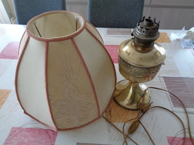 Lampe à Pétrole En Cuivre Vintage – Fonctionnelle Avec Mèche – XXème Design
