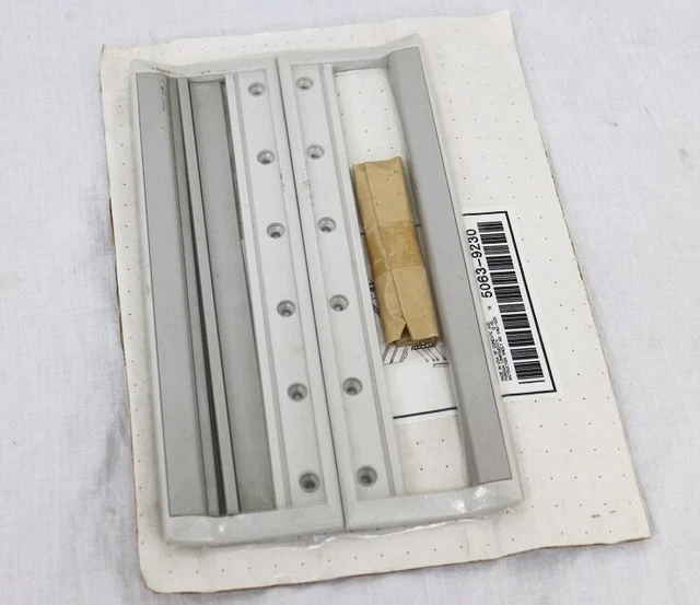 Agilent 5063-9230 6U Handle Kit