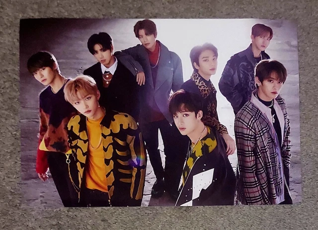 Stray Kids Han Bang Lee Kim Mini Poster studio shoot group shot