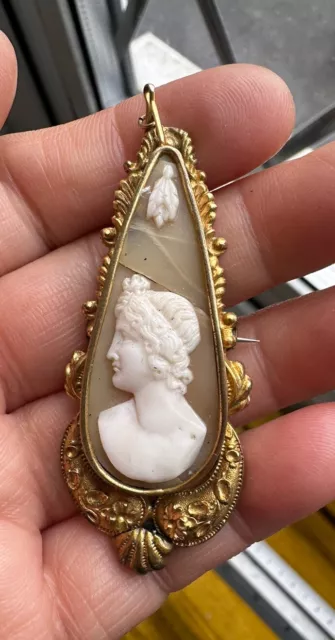 Rare Victorian/georgian Pinchbeck Carved Cameo Shell( Crack) Brooch