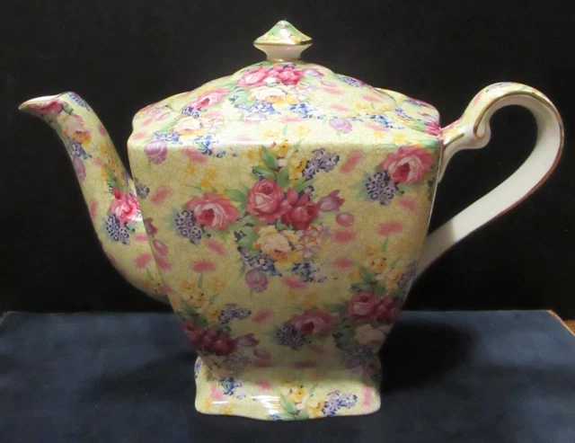 Royal Winton WELBECK Ascot 4 Cup Chintz Teapot  1995 England MINT condition