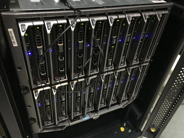 Commutateur Catalyseur Lame Cisco 10 Go + Modules Fibre – Pour Dell M1000E, WS-CBS3130X-S, Occasion