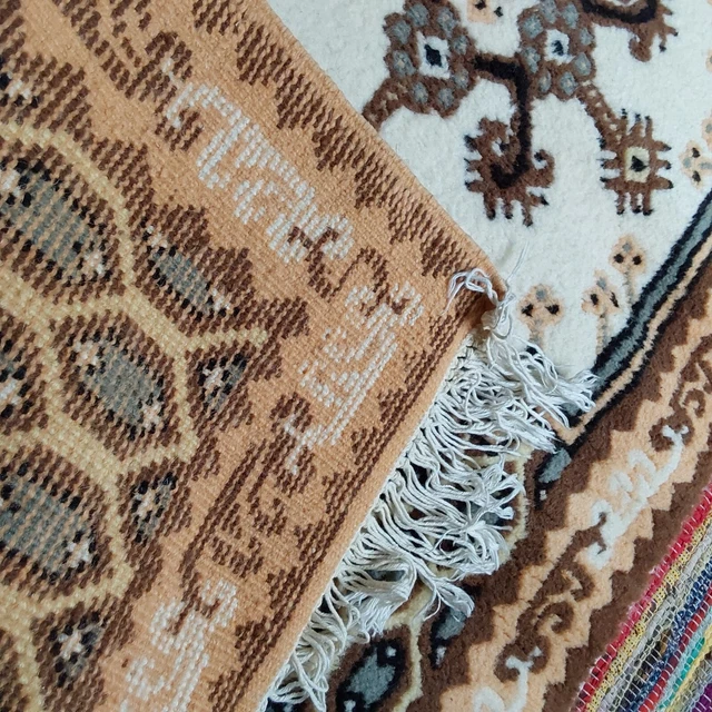 tapis ancien d Afrique du Nord fait main datant du XX ème siècle.  5