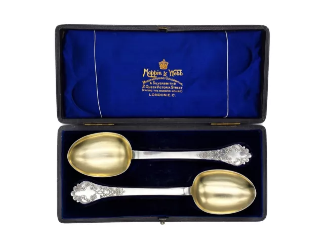 Beautiful Vintage Mappin & Webb Silver Plated Ornate Spoons Cased