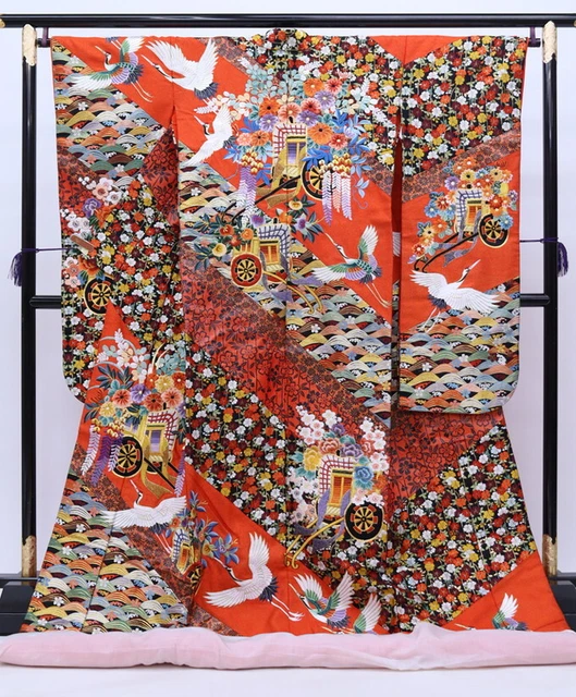 Uchikake Kimono Japan Irouchikake Pure Silk  Red Black Gold Money Fly