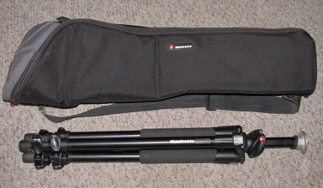 MANFROTTO 055XPROB TRIPOD in MBAG80P TRAVEL BAG Italy