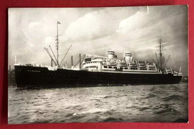 Foto AK Hamburg Amerika Linie 1932 Ozeandampfer Milwaukee ( 74184