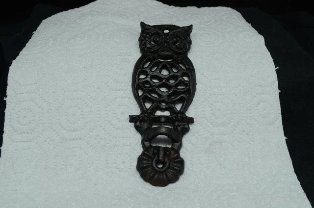 Vintage Small Black Cast Iron Owl Shaped Wall Lamp Bracket-Taiwan