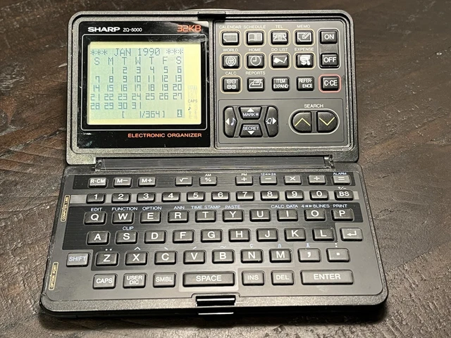 Sharp ZQ-5000 32kb Personal Electronic Organizer Personal Pocket PC Tested Works