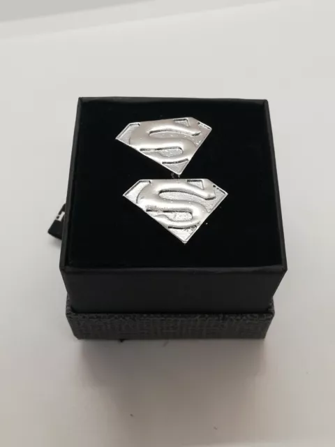 DC Super Heros Superman Shield Metal Cufflinks New In Box.