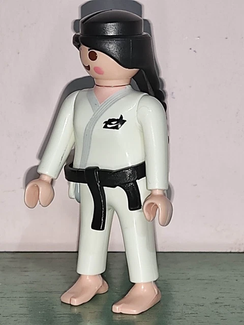 Playmobil Figure Femme Karateka Yudoka Taekwondo Yudo Karate Ceinture Noire