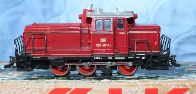 Märklin H0 " 3064 " Diesellokomotive  Br.260 417-1 " Gepflegt