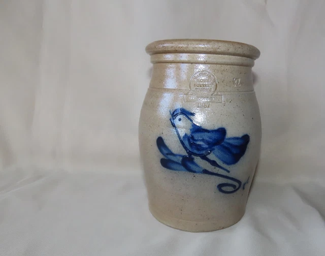 1987 Rowe Pottery Works 6.5" Glazed Bird Utensil Crock