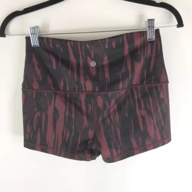 Lululemon Boogie Short Roll Down Painted Animal Bordeaux Drama Black Burgundy 8 2