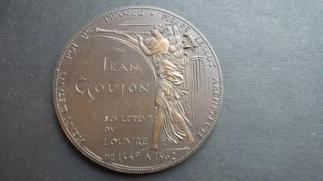 Superbe médaille en bronze foncé Jean Goujon, par Corbin.