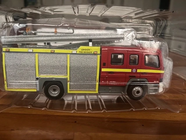 RARE FIRE BRIGADE Models 1:50 Scania - Strathclyde A - S263TSU - No 0058 #3001A £64.00 - UK