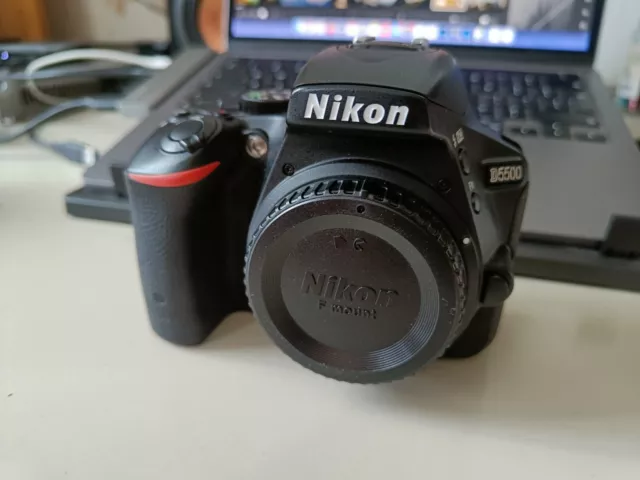 Fotocamera Nikon D5500 Con Accessori Batterie Originali Treppiede Reflex APSc