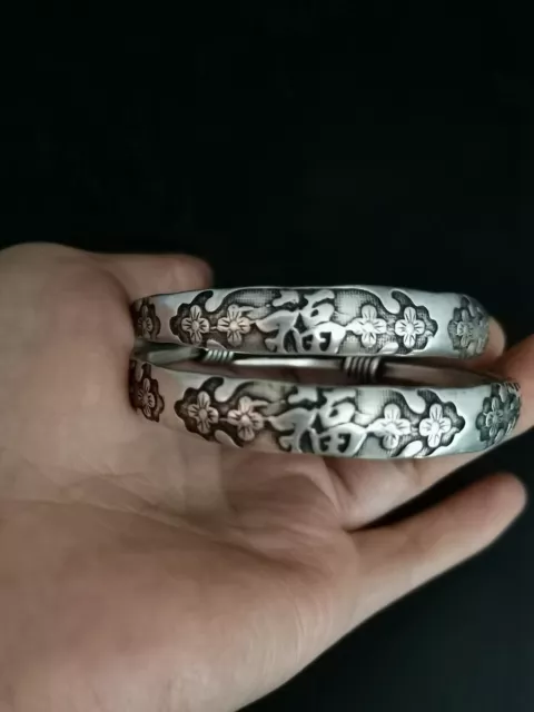 A Pair Exquisite Old Chinese tibet silver Handcarved Fu word Bracelets 9107