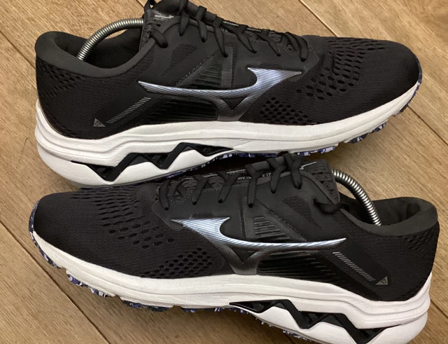 mizuno wave inspire 17 LAUFTRAINER GRÖSSE UK 9 EU 43 3