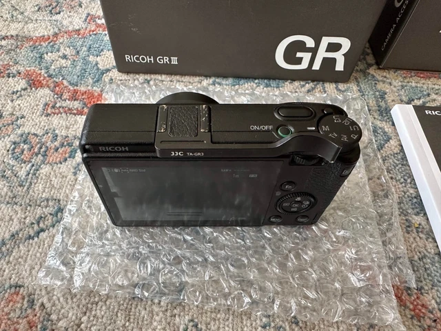 [EXTRA BATTERIES] Ricoh GR III 24.2MP w/ GR GA-1 Extender, TONS of accessories 4