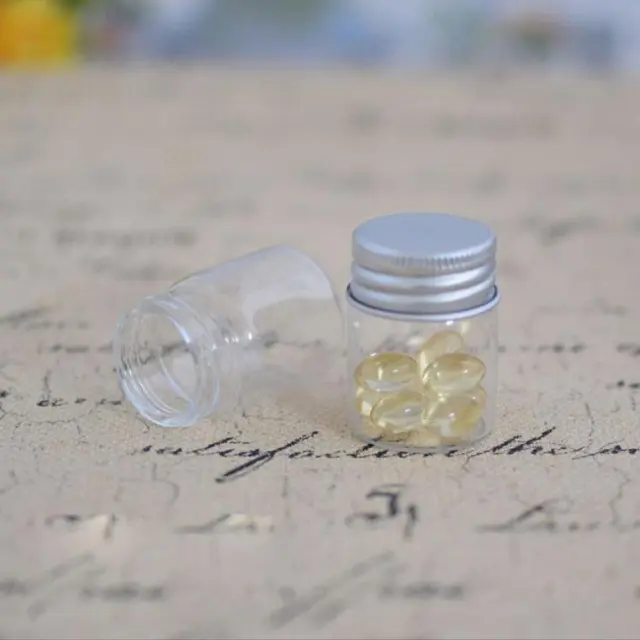 Viales pequeñas botellas de vidrio mini frascos con tapas de almacenamiento atornillado de aluminio W0W0