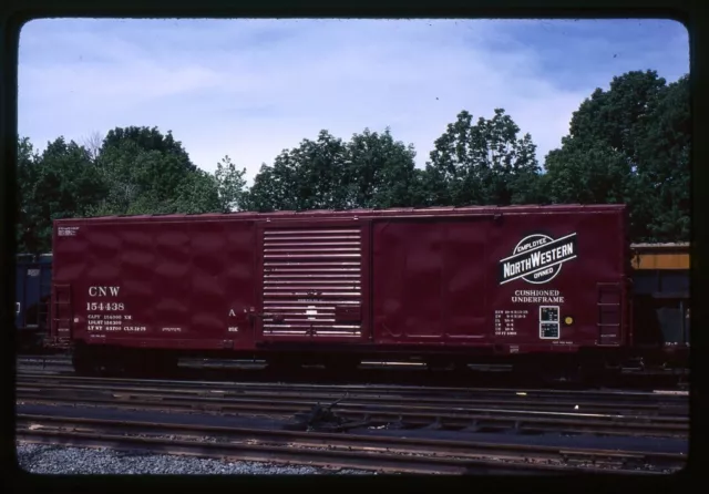 Railroad Slide - Chicago North Western #154438 Box Car 1979 S. Braintree MA