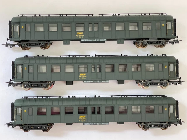 Lot De 3 Wagons Voyageurs Lima HO - FS Suisse, SNCF INOX Et CINEMA - Occasion
