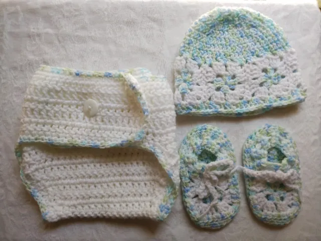 Newborn Baby Hat, Booties and Diaper cover Set