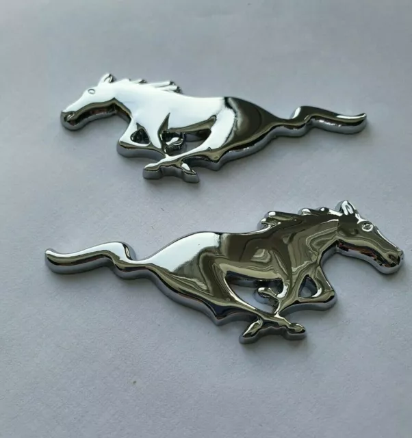 2x Mustang emblema signo cromo letras pegatina logo caballo caballo para Ford