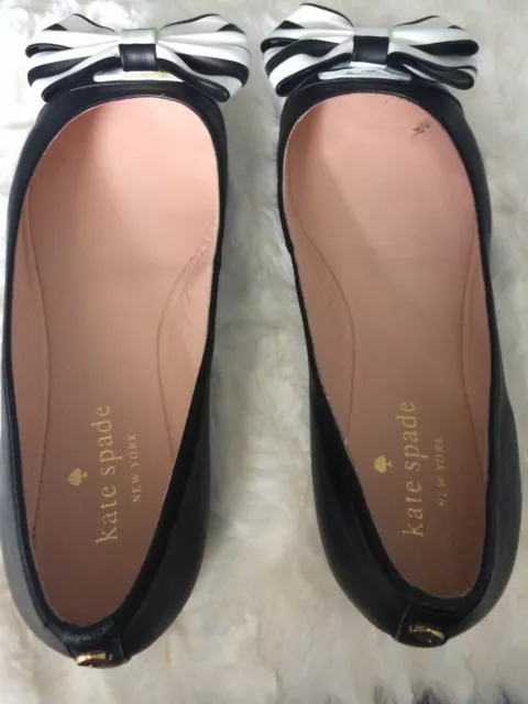 KATE SPADE Black White Stripe Nappa Leather Bow ‘WALLACE’ Ballet Flats Sz 5.5 M 2