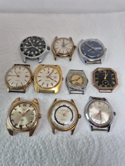 LOT De 13 Montres à Restaurer - Projet Horloger - Occasion Pour Pièces Ou Réparation