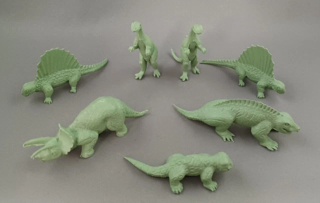 Complete Set of 7 Marx Small Mold Dinosaurs Green Plastic Vintage Playset Lot