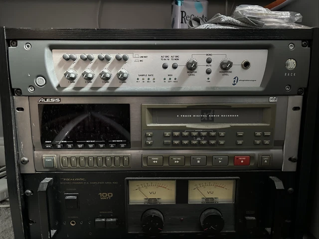 中古品　　※　ALESIS　Adat Recorder　　※ ALESIS◇ADAT-LX20 20Bit Digital Audio Recorder 通電確認済み 中古品