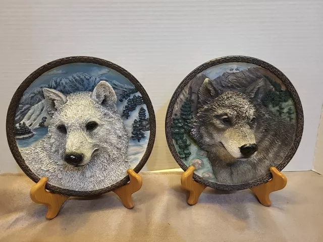 1994 & 1995 Bradford Exchange The Wolf 3D Collector Plaques Faces of the Wild
