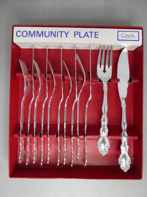 Oneida Community Silver Plate Mansion House Fish Eaters Knife & Fork Set 6 Place