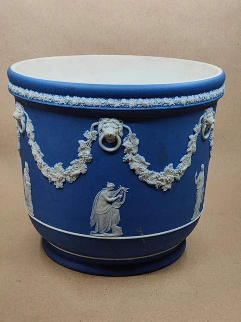 HUGE Wedgwood COBALT Blue DIP Jasperware Large Planter Jardiniere Wedgewood 2422