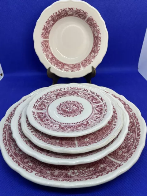 Syracuse Restaurant-ware  Strawberry Hill Five Piece Set 4 Plates Soup Bowl S1