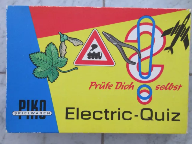 Spiel Electric-Quiz Prüfe Dich selbst, DDR,  VEB Piko Meiningen Nr. 4/40 antik