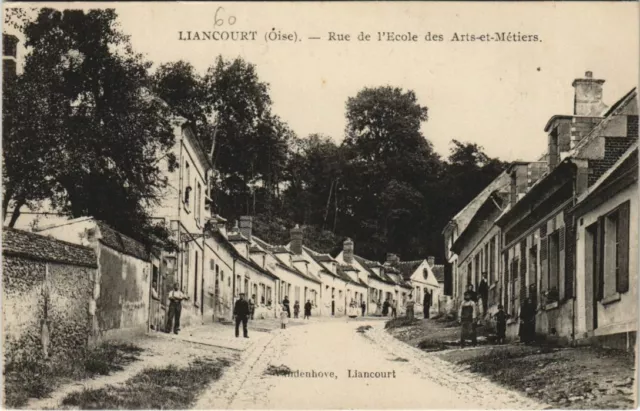 CPA LIANCOURT Rue de l'Ecole des Arts-et-Metiers (1208199)