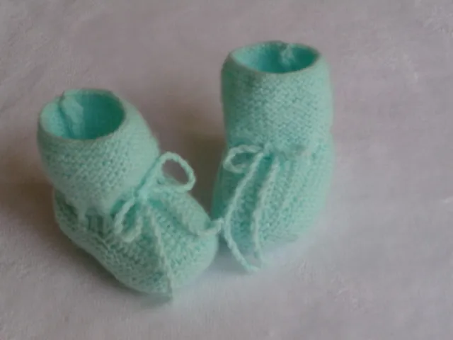 chausson pour bébé en laine layette - taille naissance à 3 mois  - fait main 