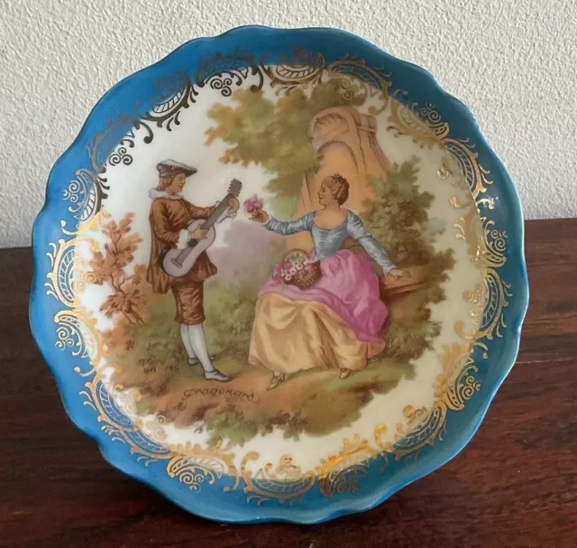 VINTAGE LIMOGES SMALL PLATE WITH STAND - COURTING COUPLE - made in France