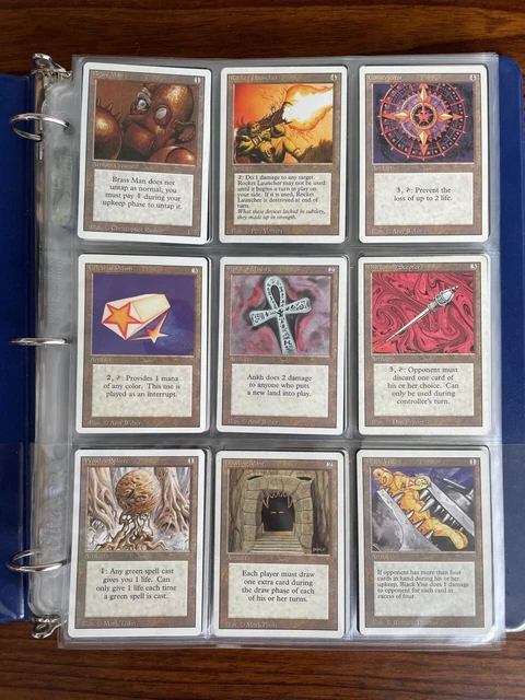 Magic The Gathering: MTG Revised 139 Card Collection Binder Lot