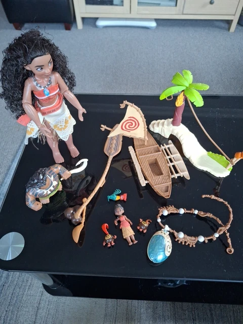 Disney moana hot sale adventure canoe