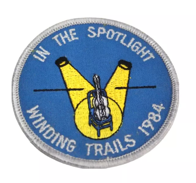 Vintage Girl Scout Patch IN THE SPOTLIGHT WINDING TRAILS 1984 3 Inch Round NEW