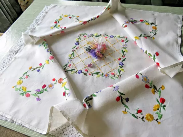 Vintage Hand Embroidered Linen Tablecloth- Beautiful Trailing Flowers