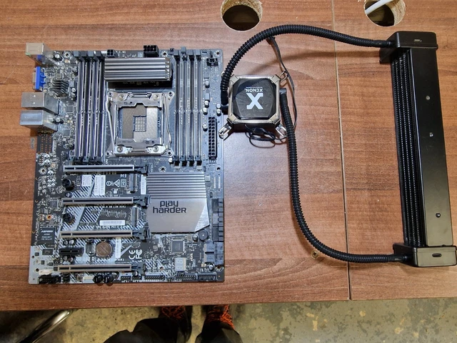 Supermicro Socket 2066 SUPERMICRO C9X299-RPGF X299 LGA 2066 DDR4