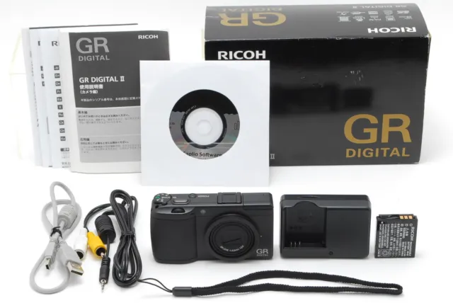 [ ALMOST UNUSED w/Box ] RICOH GR DIGITAL ii 10.1MP Digital Compact Camera JAPAN