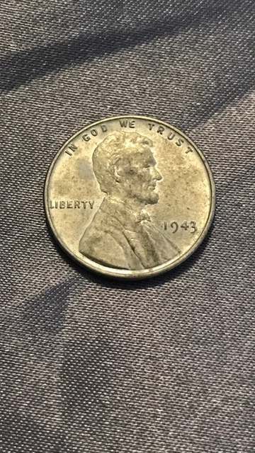1943 Lincoln Steel Wheat Penny .01 Cent, No Mint Mark, Rare Silver Coloration