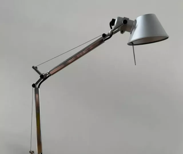 Artemide Tolomeo Tisch- und Wandleuchte