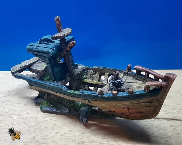 AQUARIUM ORNAMENT GALLEON Ship Boat Wreck on Rock Fish Tank